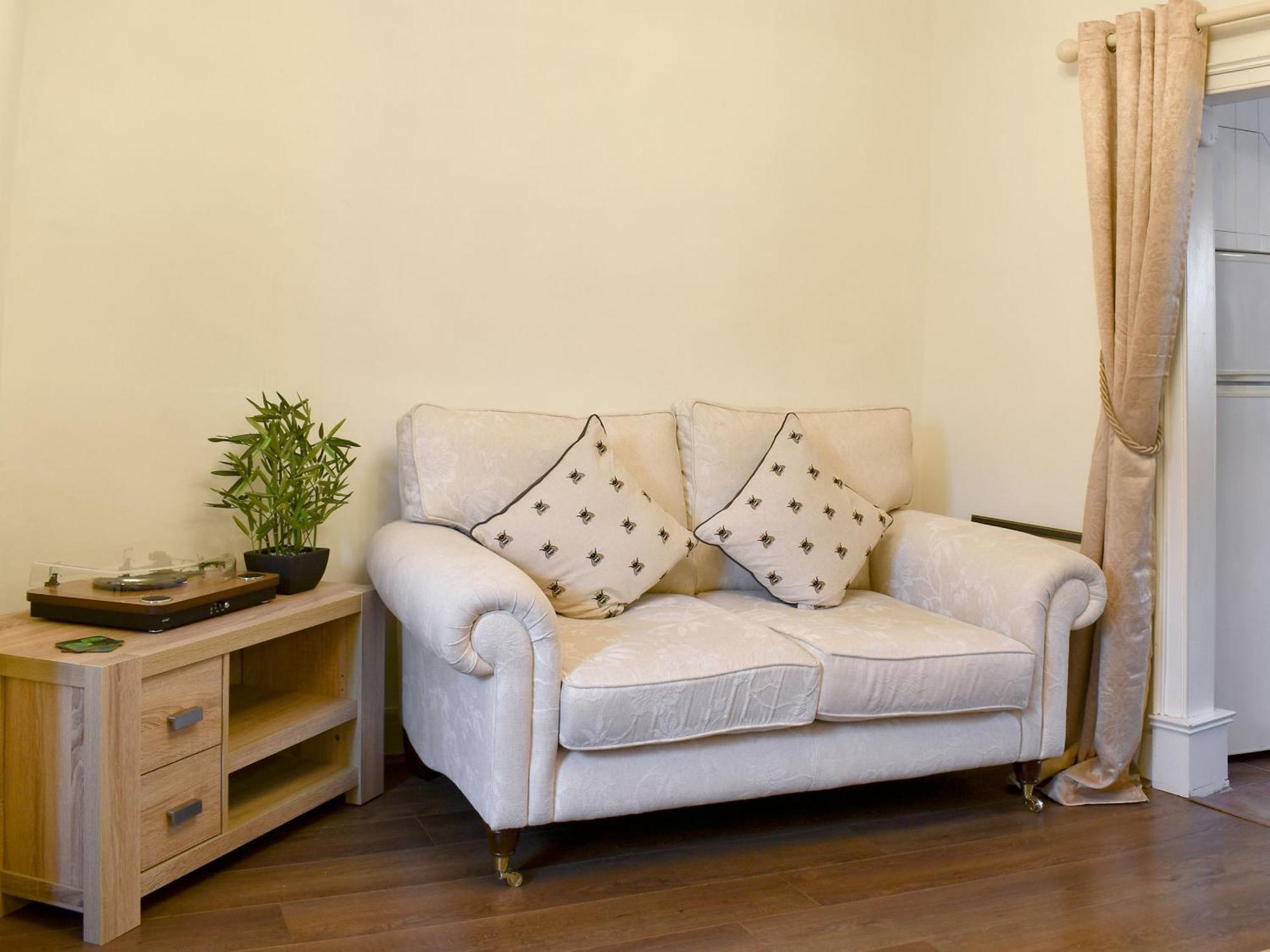Plum Cottage คาสเซิลคารี ภายนอก รูปภาพ